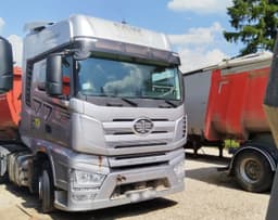 FAW J7 4x2 Седельный тягач - 2