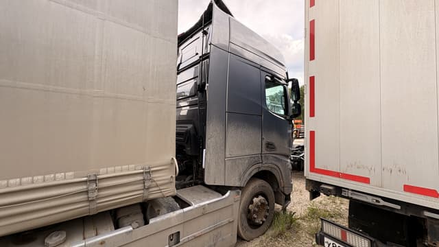 Shacman (Shaanxi) SX* 4x2 Седельный тягач - 2