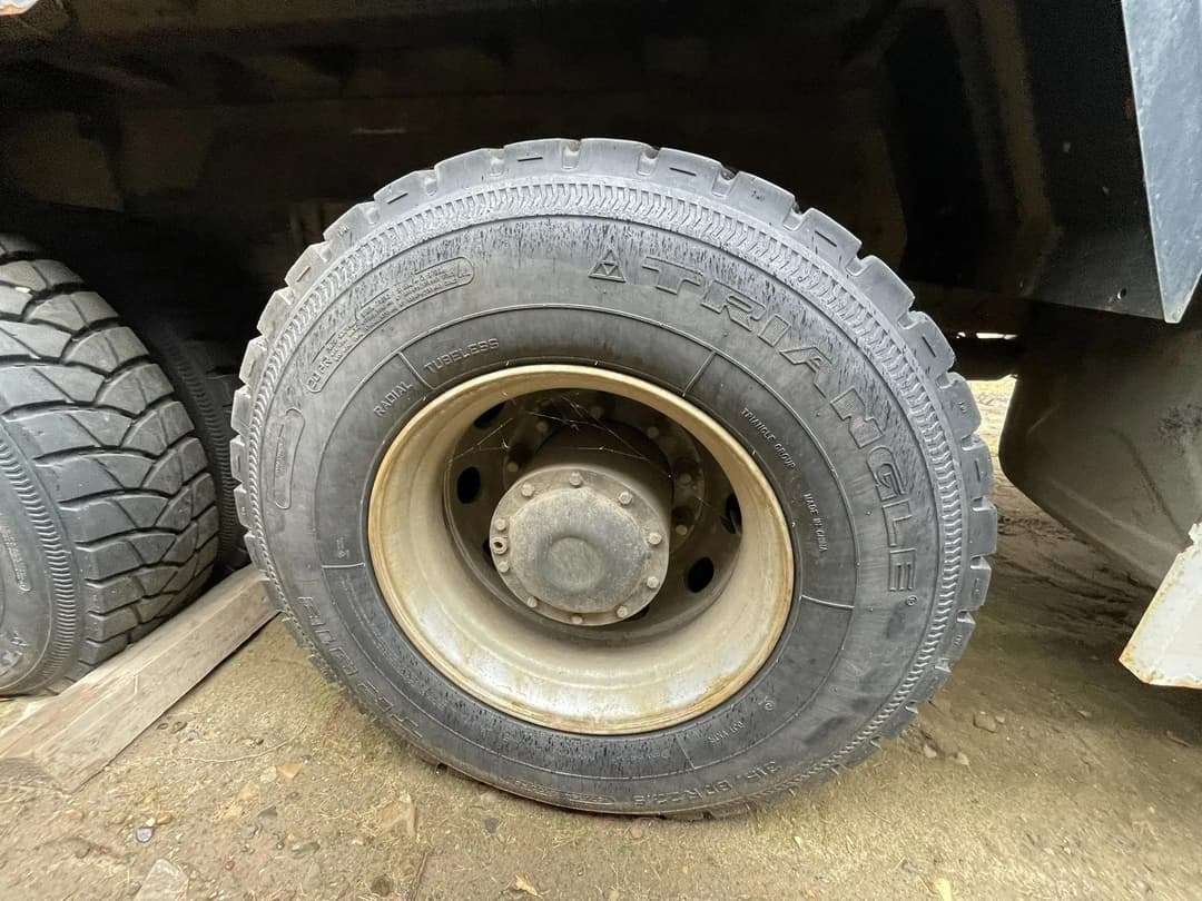 Shacman (Shaanxi) SX* 8x4 Самосвал - 8