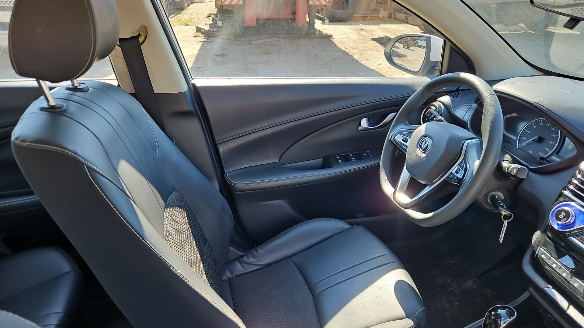 Changan Alsvin - 6