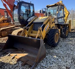 Builder BL30 Экскаватор-погрузчик - 1