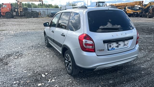 Lada Granta Cross - 4