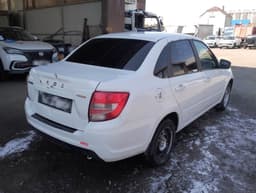Lada Granta седан - 3