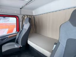 Тктд 5347* на шасси Shacman SX4258 6x6 Седельный тягач с КМУ - 8