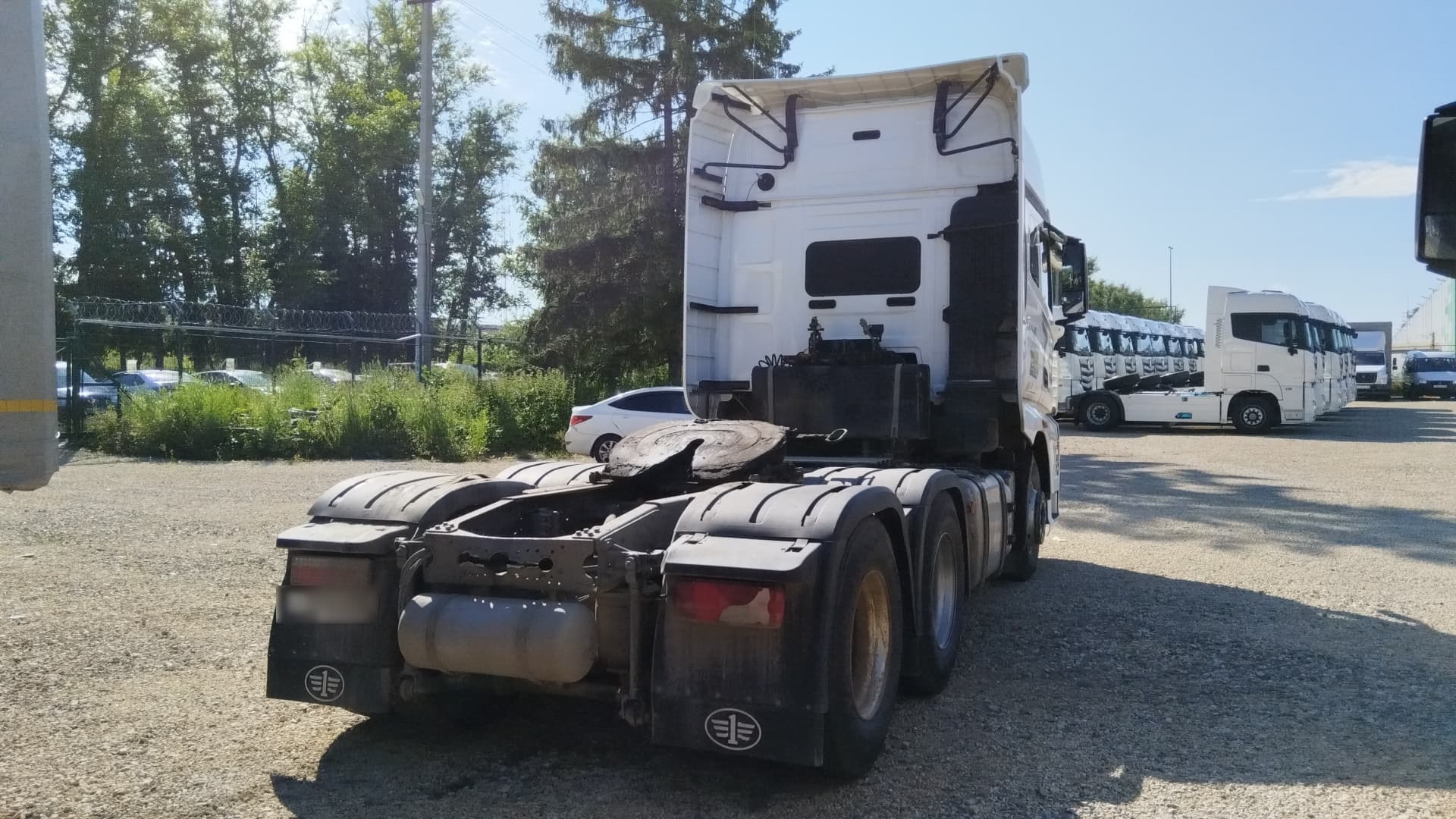 FAW CA 4250 6X4 Седельный тягач - 3