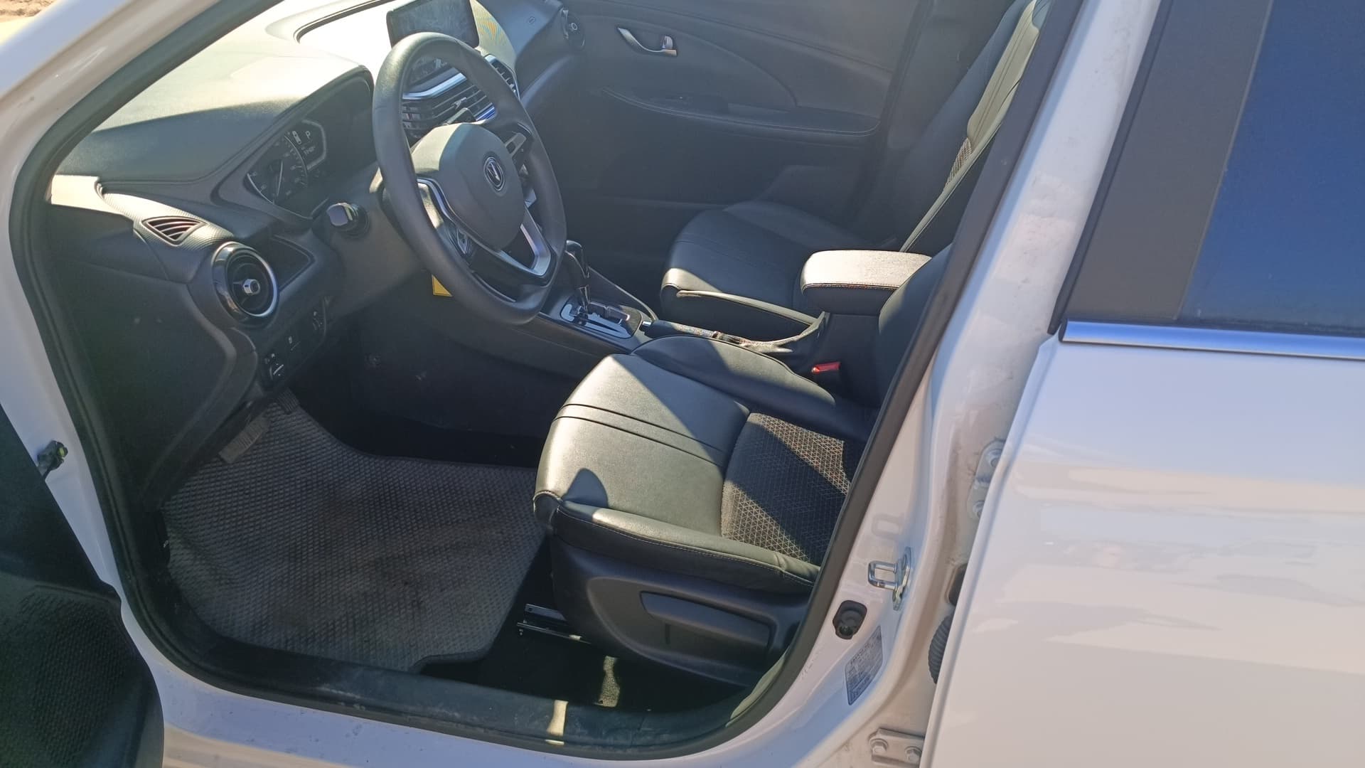 Changan Alsvin - 6