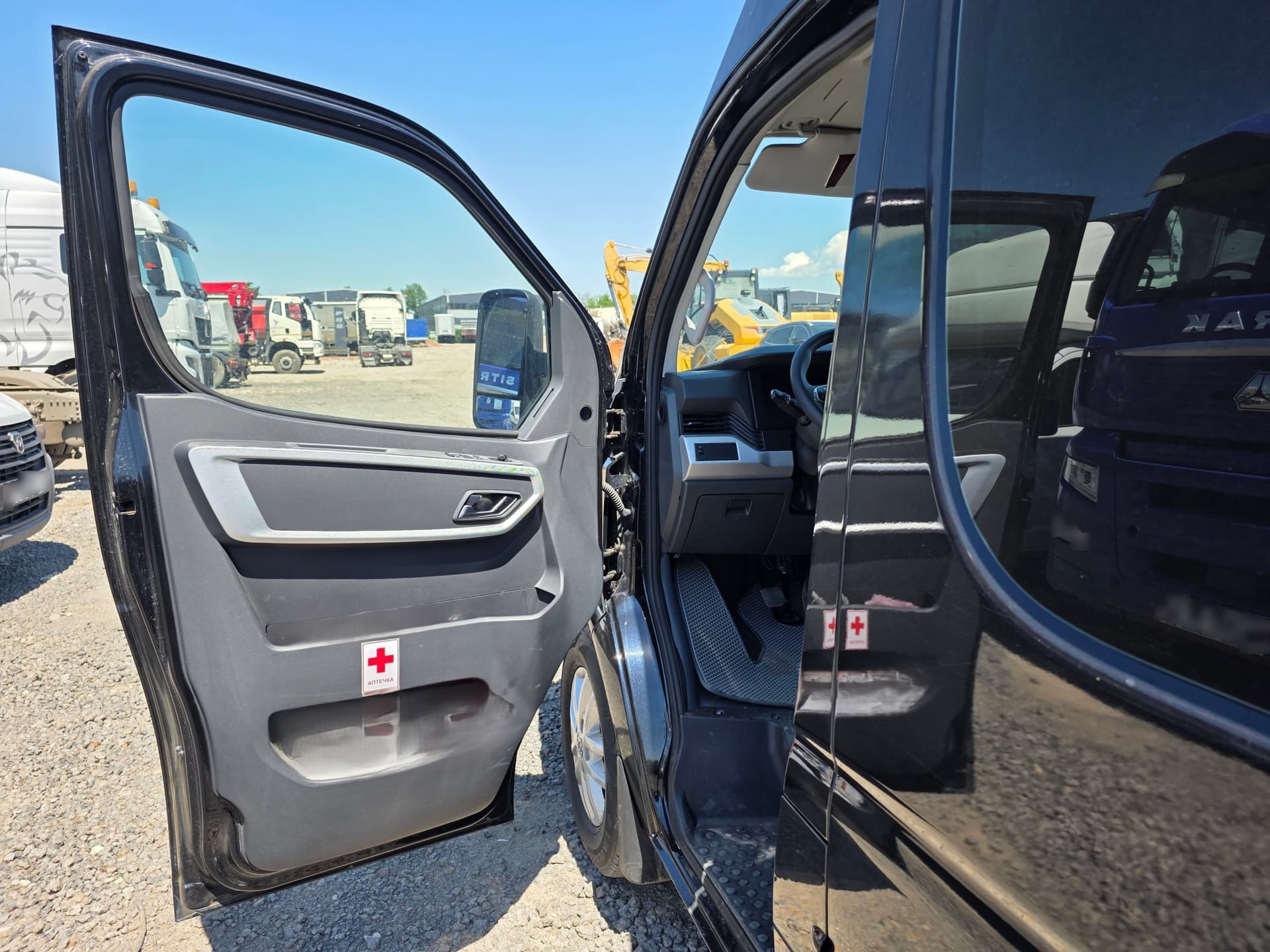 Луидор 2236* на базе Dongfeng K33 Ритуальный - 8