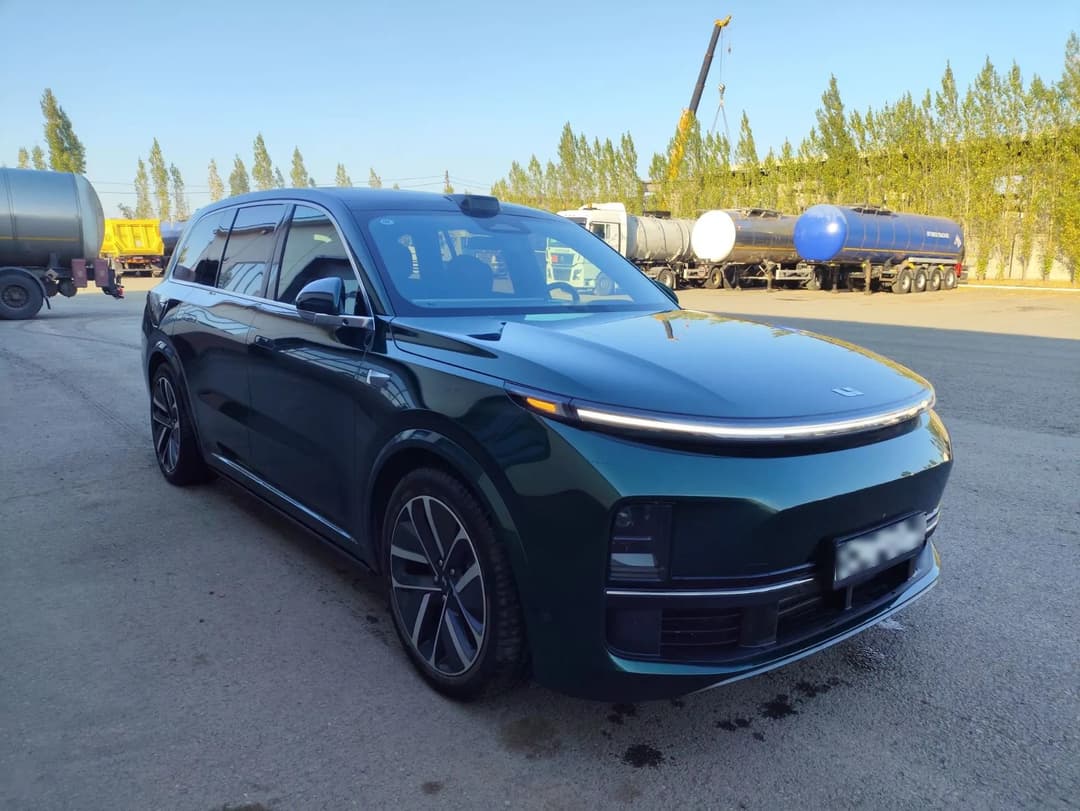 Li (Lixiang) L9 - 2