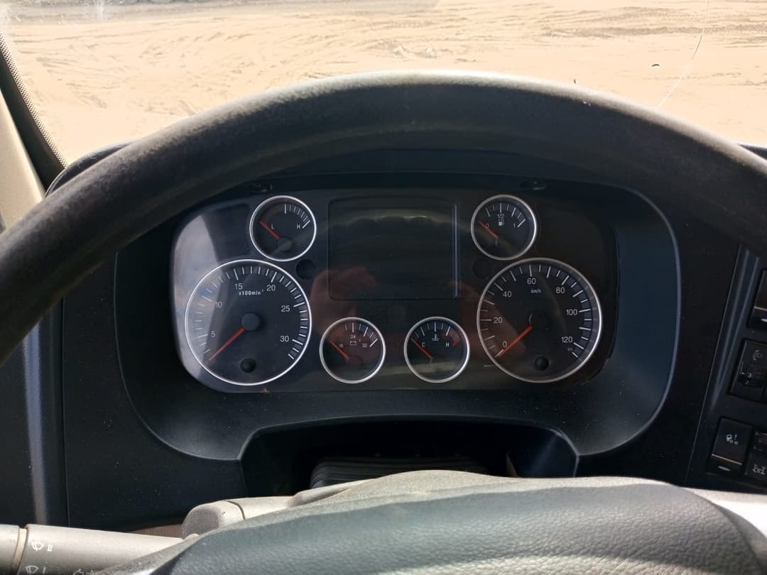 Howo T5G 8x4 Самосвал - 7