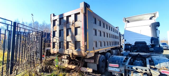 FAW J6 8x4 Самосвал - 3