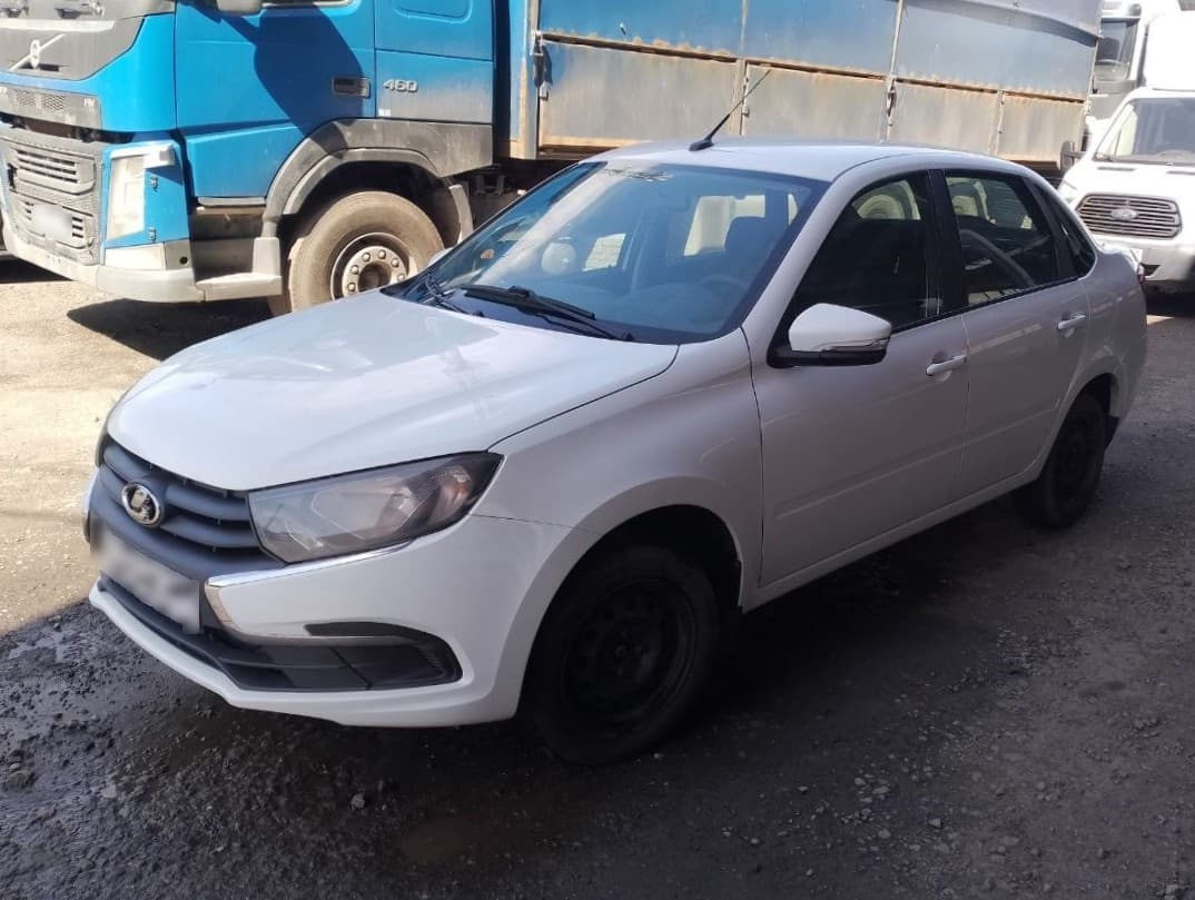 Lada Granta седан - 1
