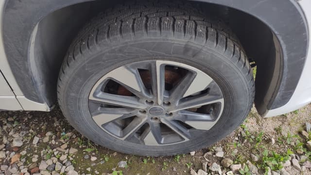 Exeed LX - 10