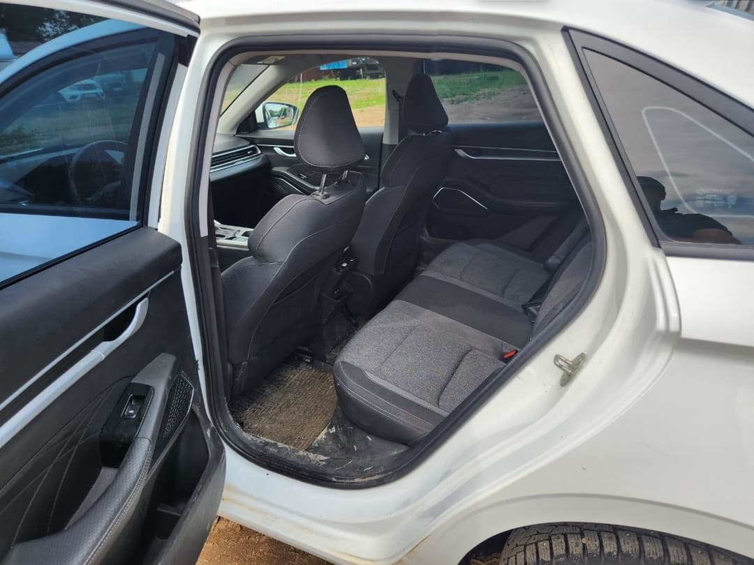 Geely EMGRAND - 9