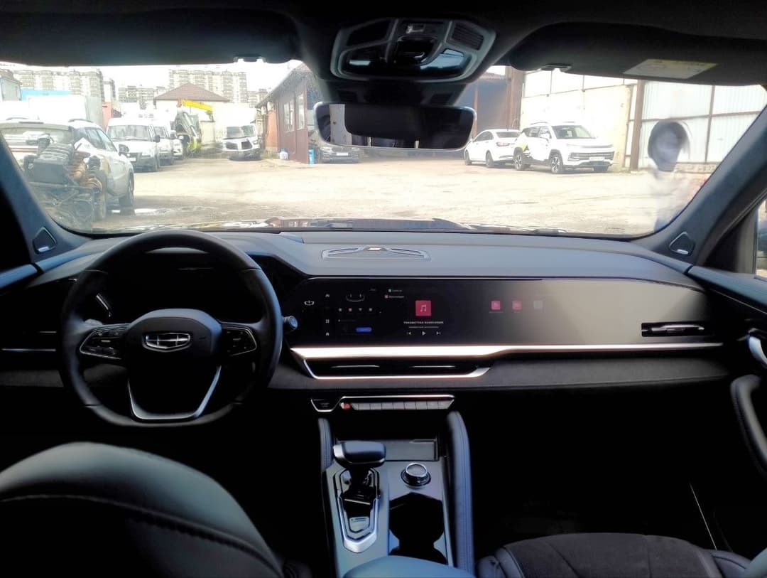 Geely Monjaro - 5
