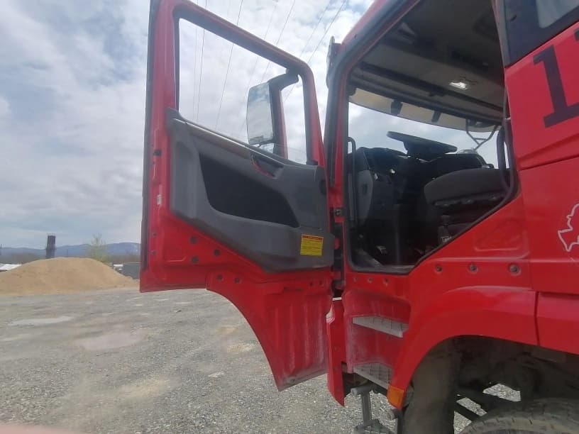 Shacman (Shaanxi) SX* 8x4 Самосвал - 8