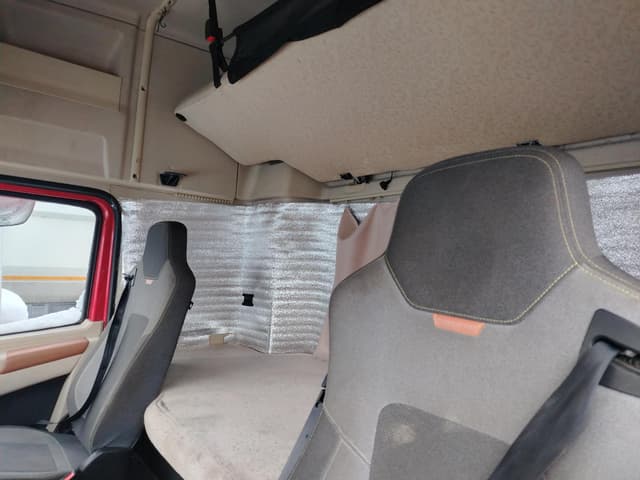 Shacman (Shaanxi) SX* 4x2 Седельный тягач - 8