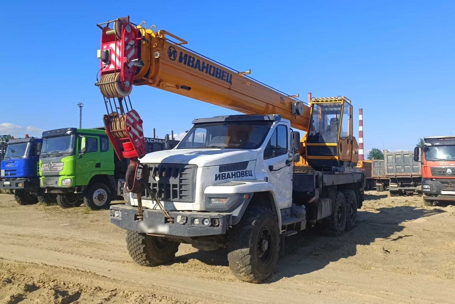 Ивановец КС-45717 на шасси URAL 4320 6x6 Автокран - 1