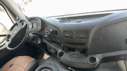 FAW CA 3310 8x4 Самосвал - 5