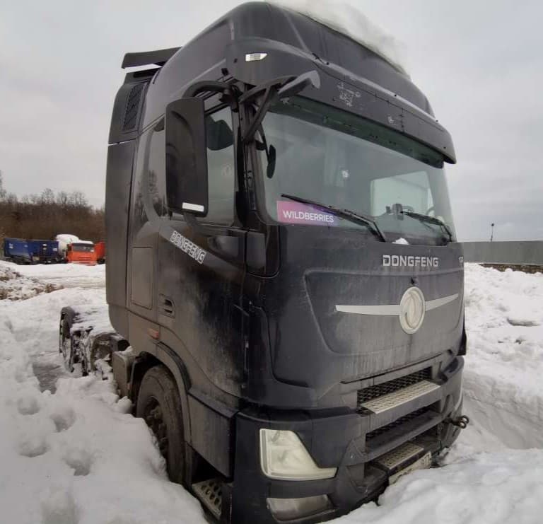 Dongfeng DFH 4x2 Седельный тягач - 2