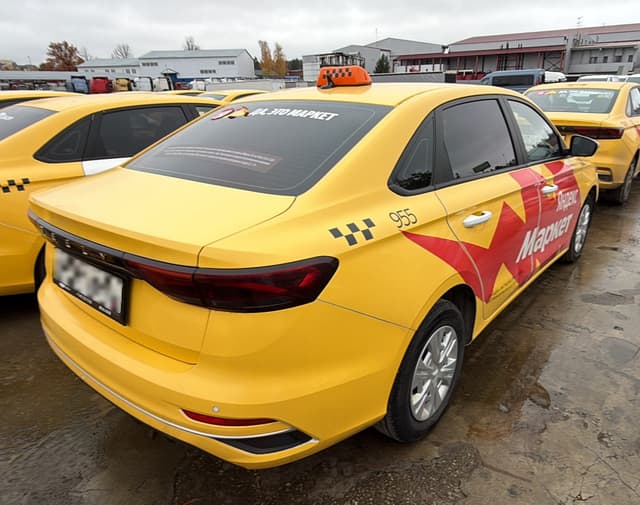 Geely Emgrand 7 - 3