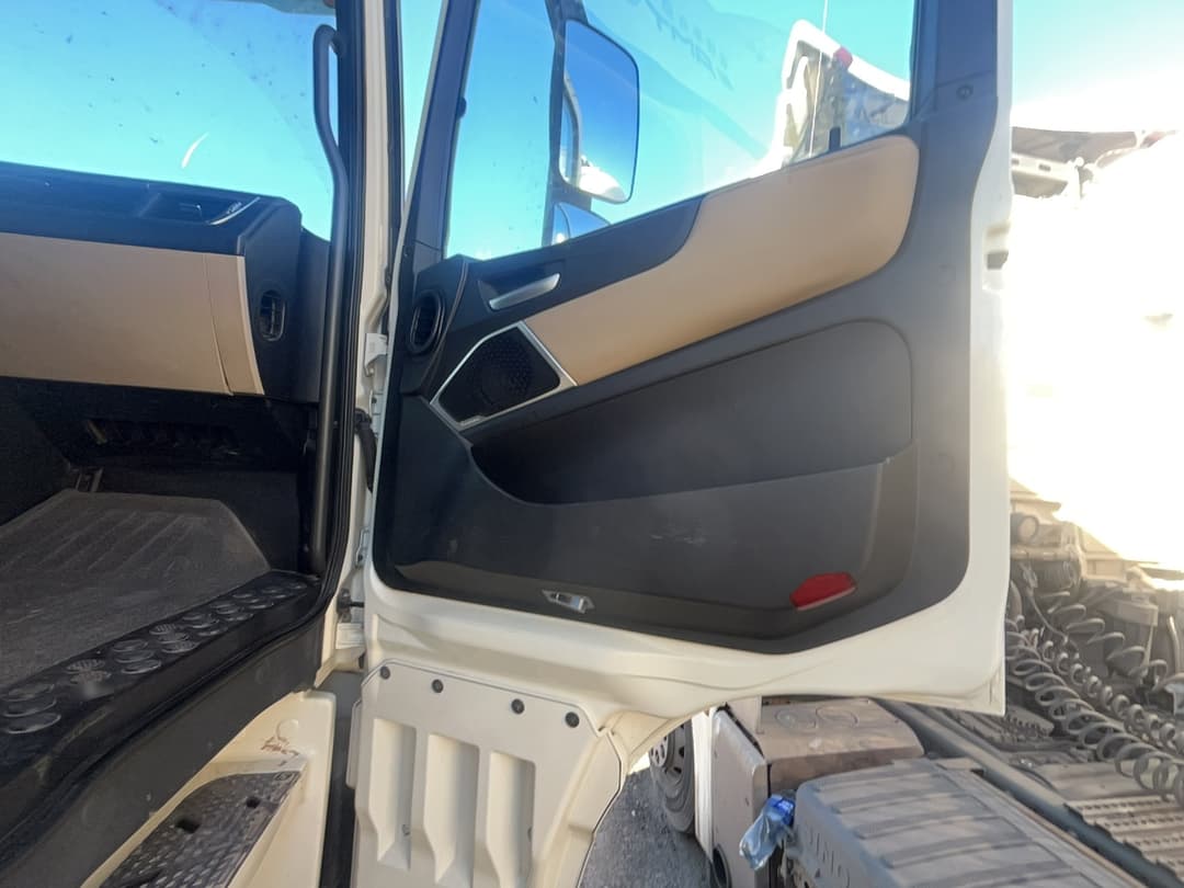 Foton AUMAN 4x2 Седельный тягач - 7