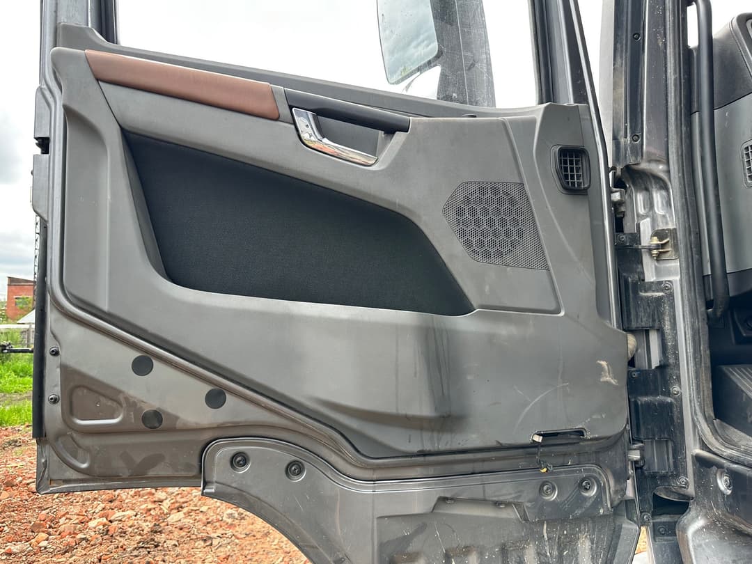 Shacman (Shaanxi) SX* 8x4 Самосвал - 7