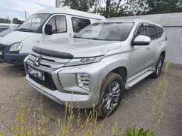 Mitsubishi Pajero Sport - 1