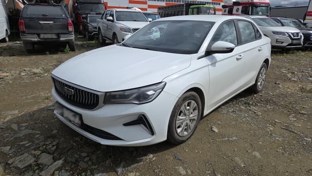 Geely EMGRAND - 1