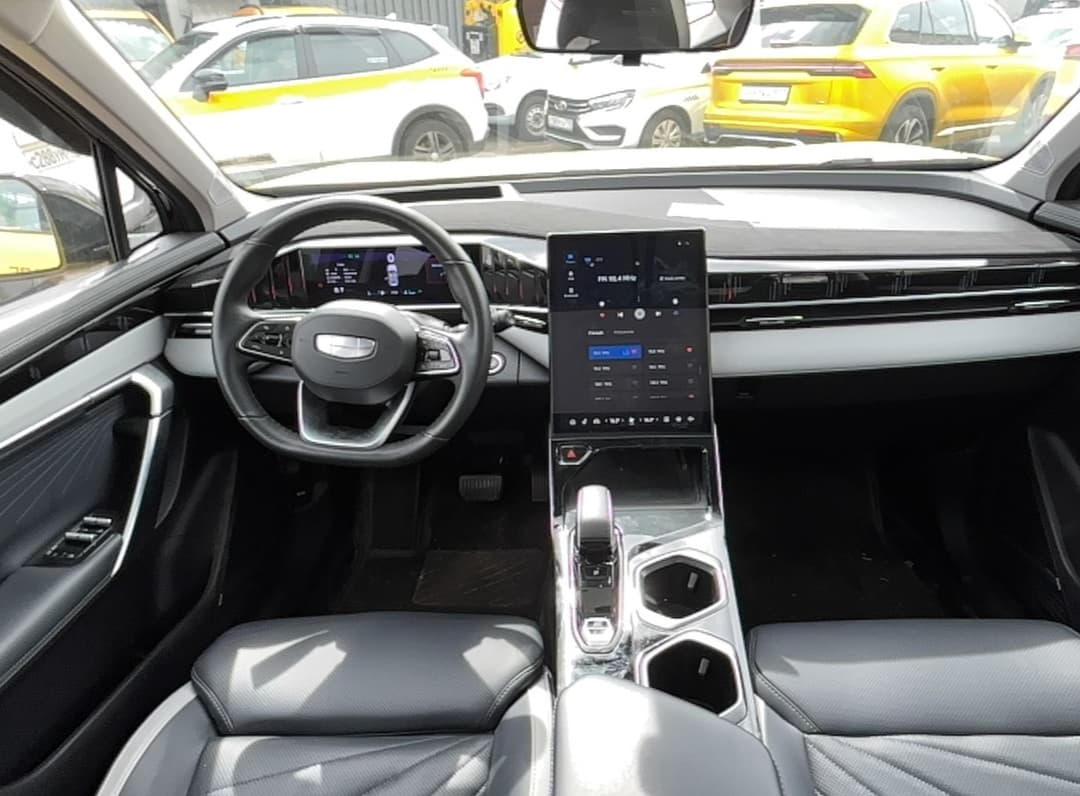 Geely Atlas - 5