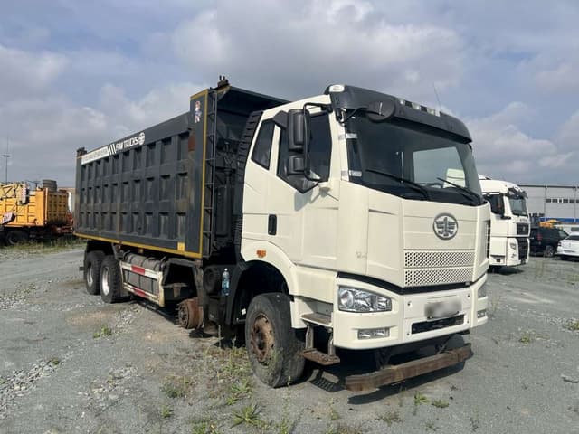 FAW J6 8x4 Самосвал - 2