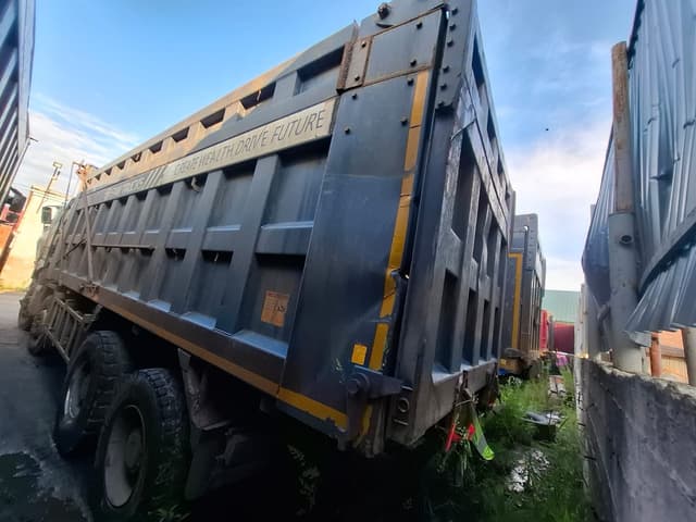 FAW J6 8x4 Самосвал - 4