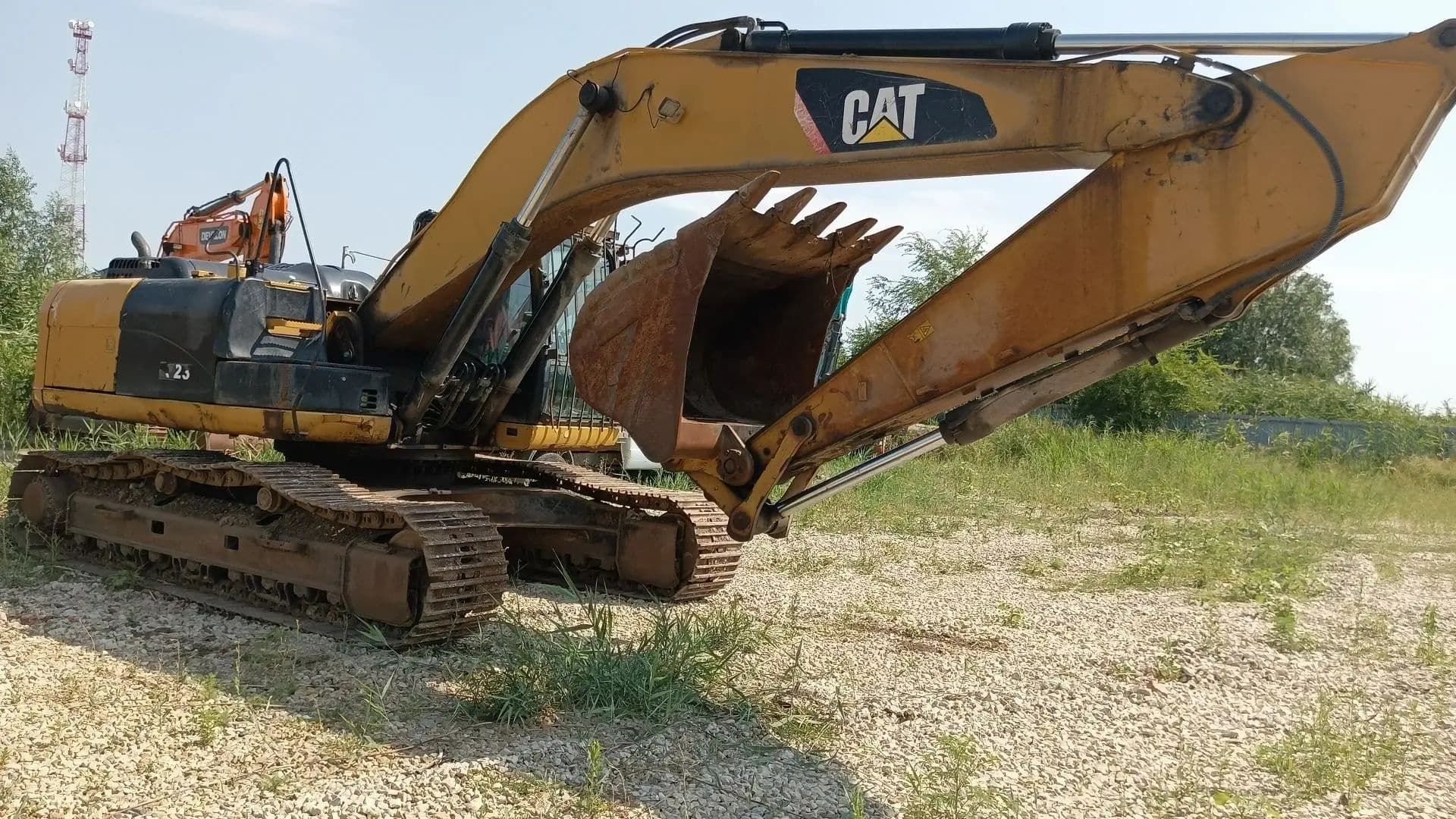 Caterpillar 330 Экскаватор - 2