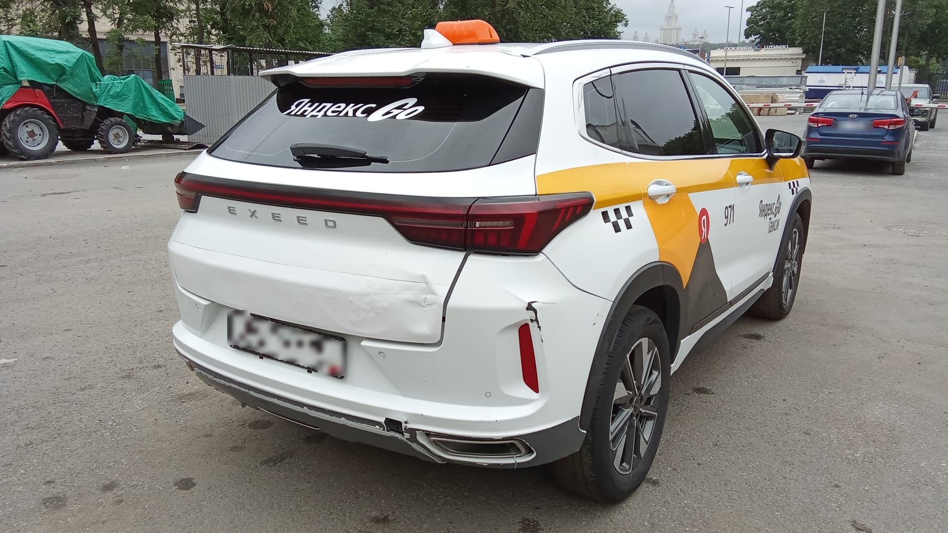 Exeed LX - 3
