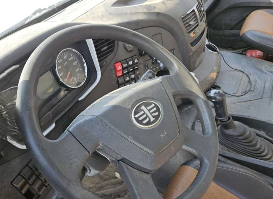 FAW J6* 6x4 Самосвал - 5