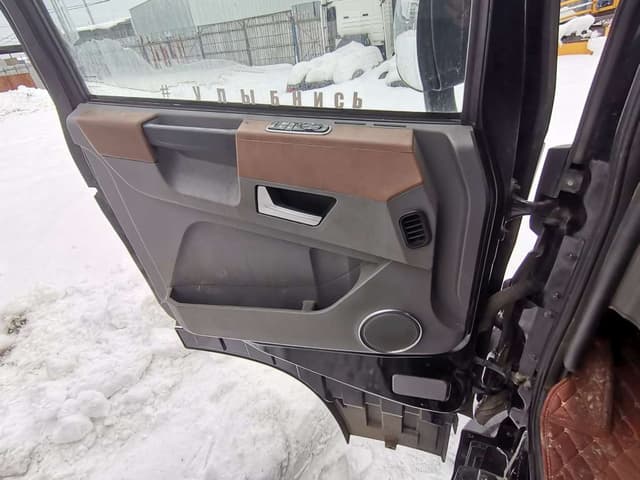 Dongfeng DFH 4x2 Седельный тягач - 8