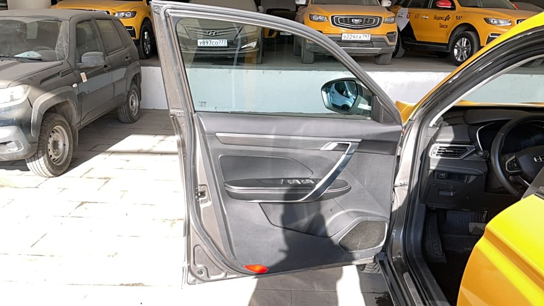 Geely Atlas Pro - 8