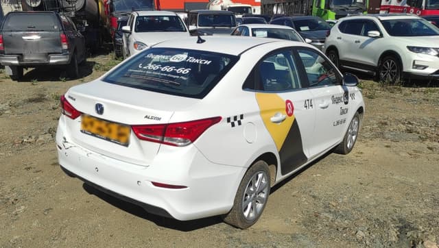 Changan Alsvin - 3