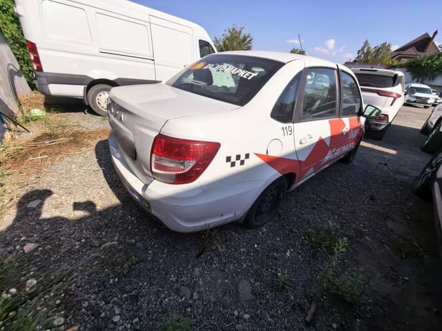 Lada Granta седан - 3