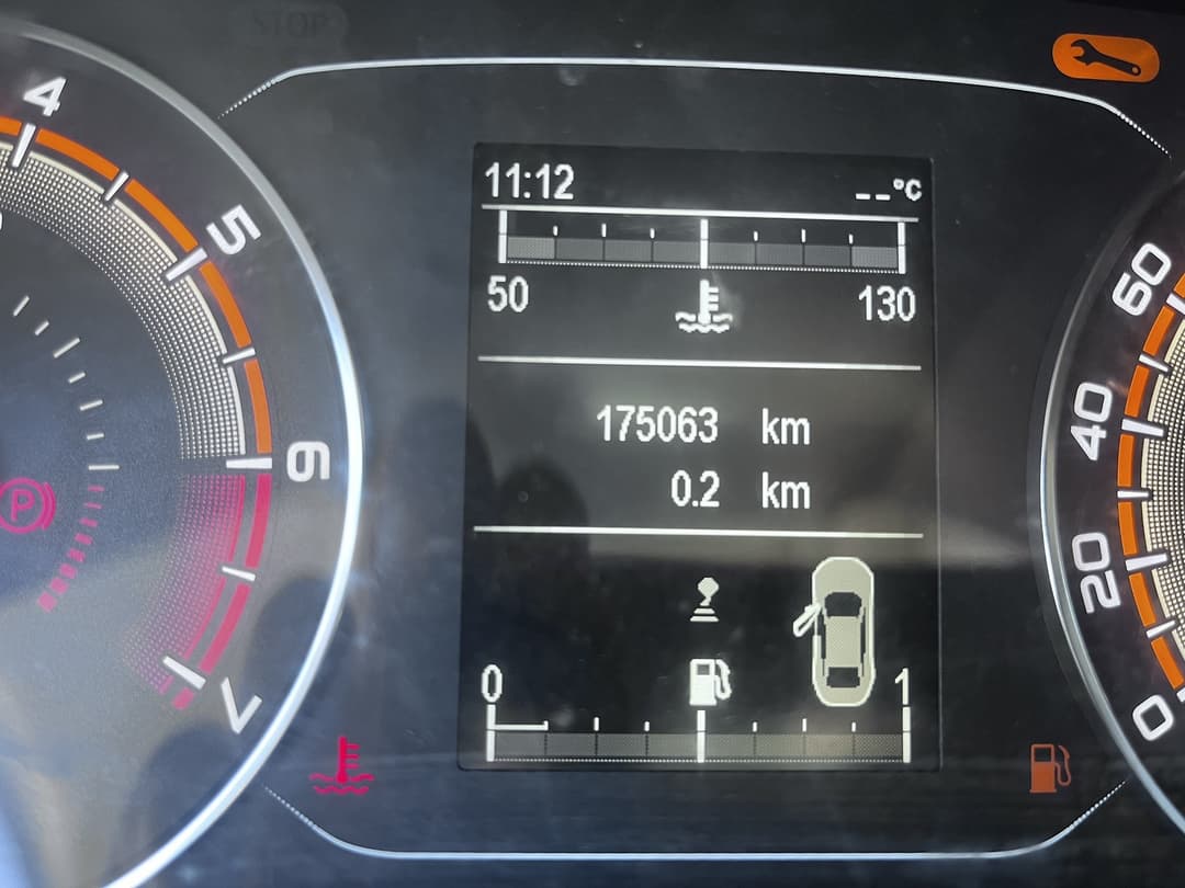 Lada Vesta седан - 6