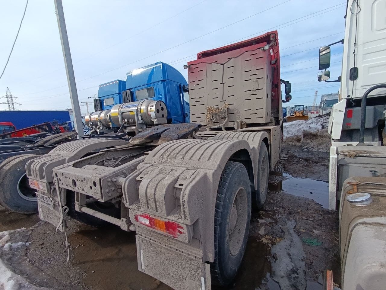 Dayun CGC4250 6x4 Седельный тягач - 3