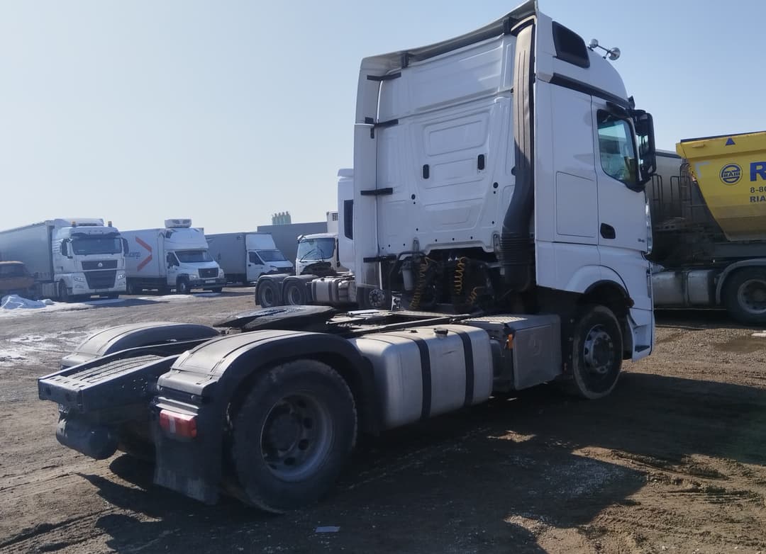 Mercedes-Benz Actros 4x2 Седельный тягач - 3