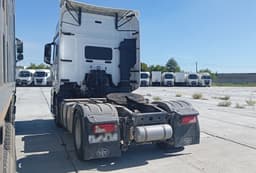 FAW J7 4x2 Седельный тягач - 4