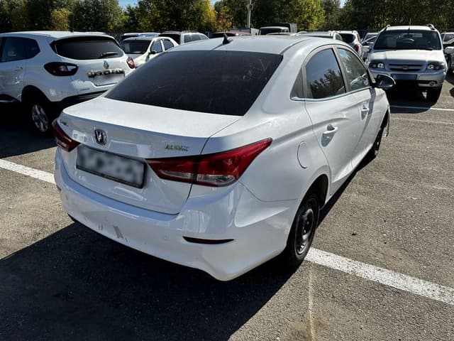 Changan Alsvin - 3