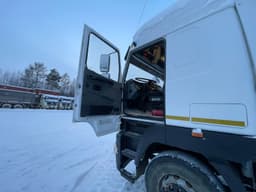 МАЗ 6430 6x4 Седельный тягач - 8