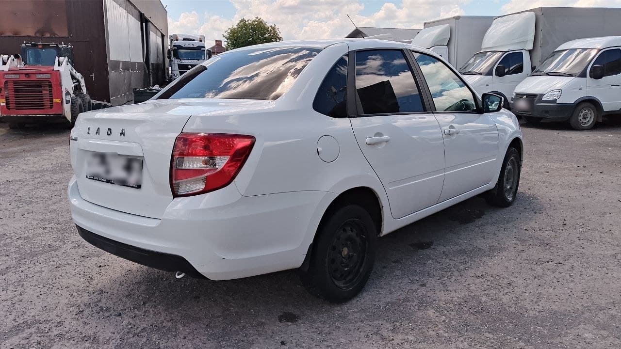 Lada Granta седан - 3
