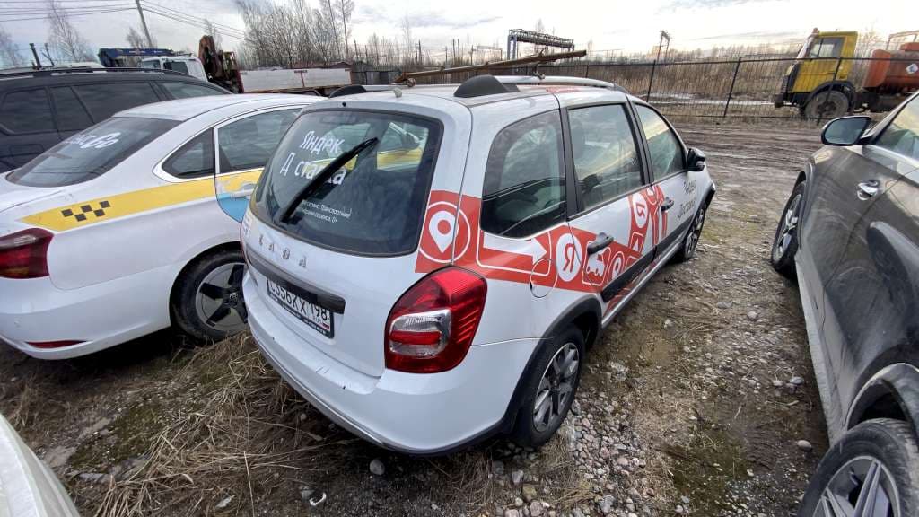 Lada Granta Cross - 3