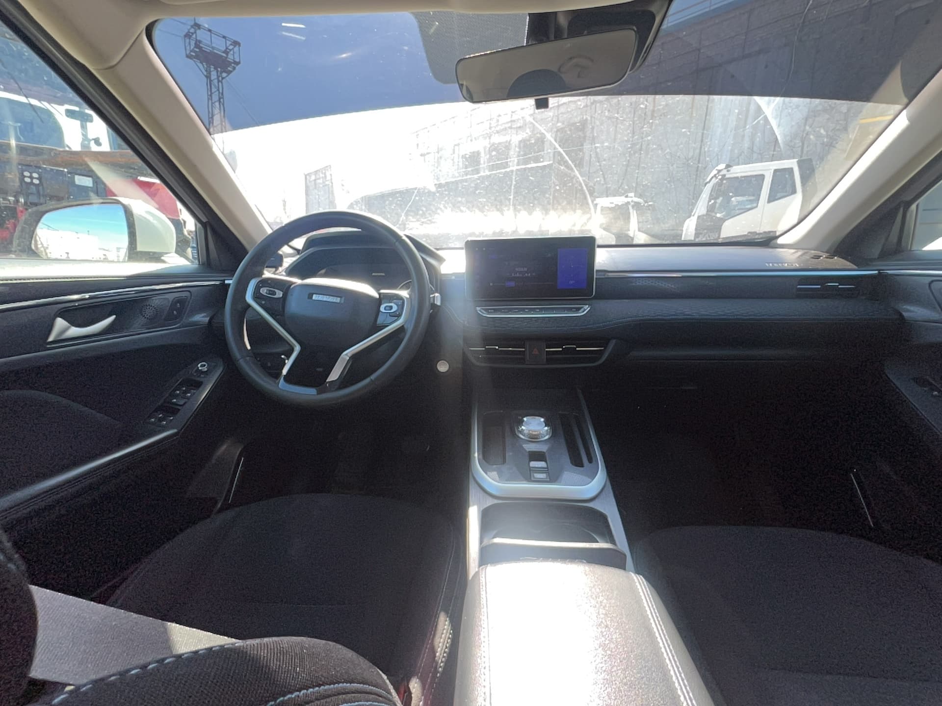 Haval Jolion - 5