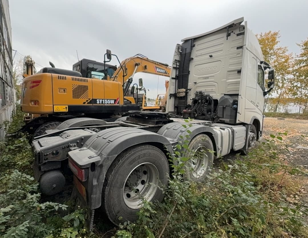 Volvo FH 6x2 Седельный тягач - 2
