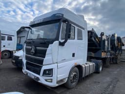 Sany D* 4x2 Седельный тягач - 1