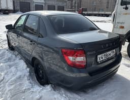 Lada Granta седан - 4